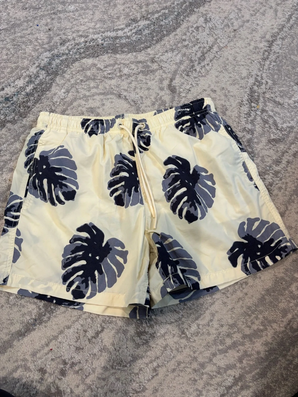 Zara Cream Shorts with Navy Leaf Print